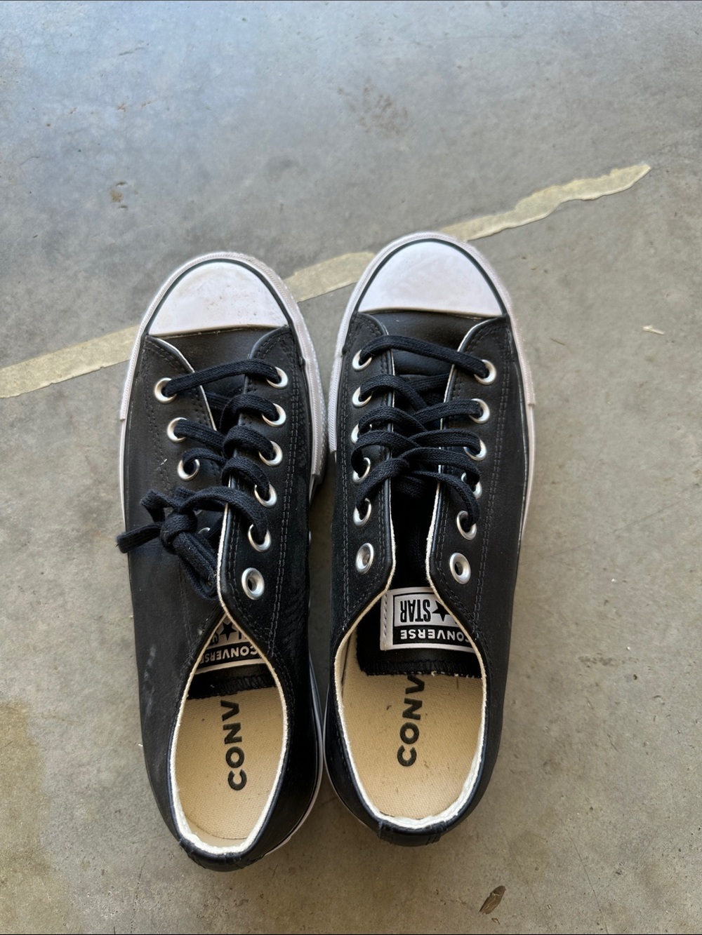 Women’s Black leather Converse Black and White Low-Top Canvas Sneakers